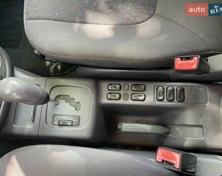 Синий Мерседес А класс, объемом двигателя 1.6 л и пробегом 246 тыс. км за 4300 $, фото 11 на Automoto.ua