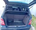 Мерседес А класс 2002 в Броварах на Automoto.ua Синий Мерседес А класс, объемом двигателя 1.7 л и пробегом 232 тыс. км за 3900 $, фото 4 на Automoto.ua