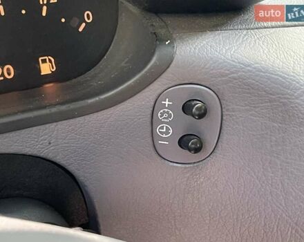 Синий Мерседес А класс, объемом двигателя 1.6 л и пробегом 258 тыс. км за 3950 $, фото 18 на Automoto.ua