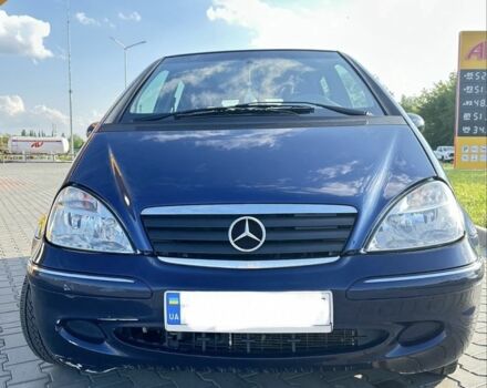 Синий Мерседес А класс, объемом двигателя 0 л и пробегом 18 тыс. км за 3000 $, фото 1 на Automoto.ua
