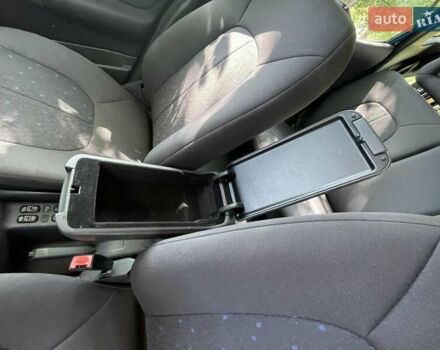 Синий Мерседес А класс, объемом двигателя 1.6 л и пробегом 246 тыс. км за 4300 $, фото 12 на Automoto.ua