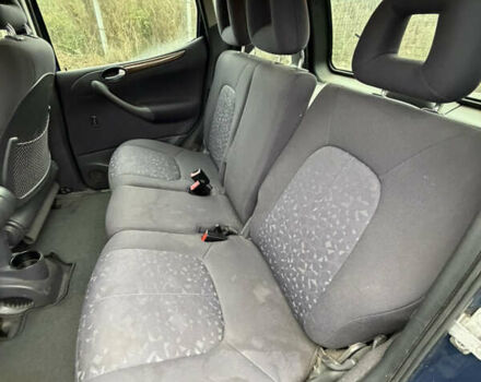 Синий Мерседес А класс, объемом двигателя 1.6 л и пробегом 178 тыс. км за 2750 $, фото 6 на Automoto.ua