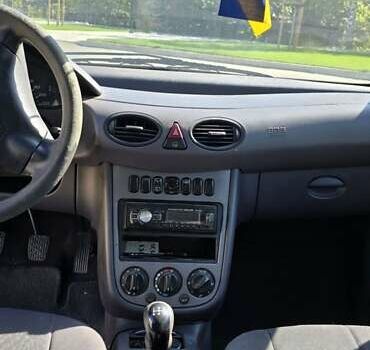 Синій Мерседес А клас, об'ємом двигуна 1.69 л та пробігом 231 тис. км за 3600 $, фото 2 на Automoto.ua