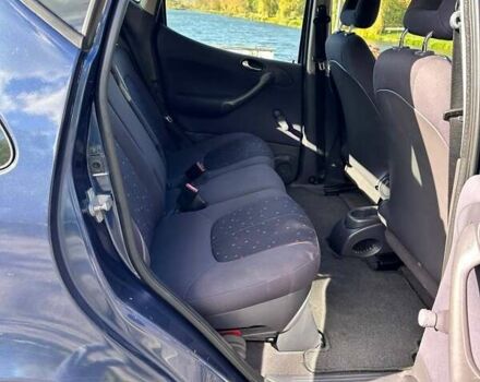 Синий Мерседес А класс, объемом двигателя 1.4 л и пробегом 156 тыс. км за 3600 $, фото 3 на Automoto.ua