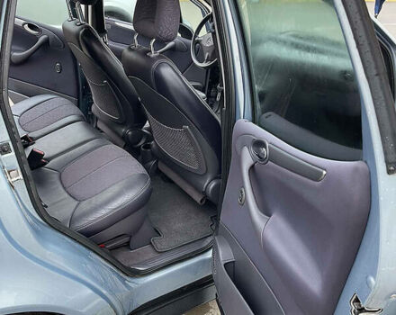 Синій Мерседес А клас, об'ємом двигуна 1.6 л та пробігом 142 тис. км за 5200 $, фото 8 на Automoto.ua