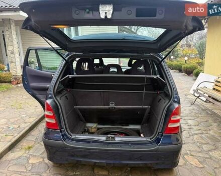 Синий Мерседес А класс, объемом двигателя 1.69 л и пробегом 373 тыс. км за 3650 $, фото 33 на Automoto.ua