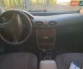 Синий Мерседес А класс, объемом двигателя 1.6 л и пробегом 208 тыс. км за 3000 $, фото 2 на Automoto.ua