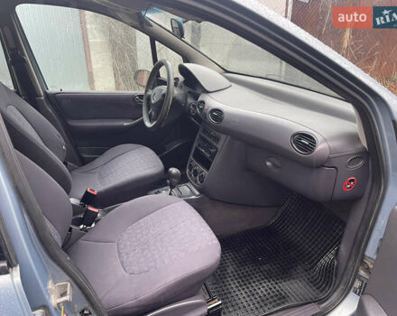 Синий Мерседес А класс, объемом двигателя 1.69 л и пробегом 360 тыс. км за 2450 $, фото 14 на Automoto.ua