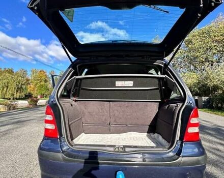 Синий Мерседес А класс, объемом двигателя 1.4 л и пробегом 156 тыс. км за 3600 $, фото 5 на Automoto.ua