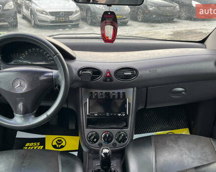 Синий Мерседес А класс, объемом двигателя 1.69 л и пробегом 356 тыс. км за 3900 $, фото 10 на Automoto.ua