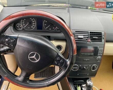 Синій Мерседес А клас, об'ємом двигуна 1.4 л та пробігом 267 тис. км за 4500 $, фото 3 на Automoto.ua