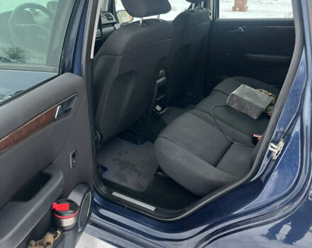 Синий Мерседес А класс, объемом двигателя 1.99 л и пробегом 215 тыс. км за 4500 $, фото 7 на Automoto.ua