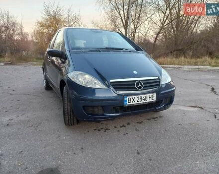Синий Мерседес А класс, объемом двигателя 1.99 л и пробегом 204 тыс. км за 4300 $, фото 8 на Automoto.ua