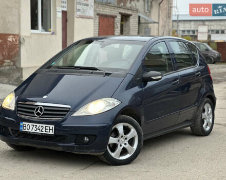Синий Мерседес А класс, объемом двигателя 1.5 л и пробегом 260 тыс. км за 3750 $, фото 2 на Automoto.ua