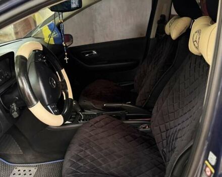 Мерседес А класс 2005 в Вознесенске на Automoto.ua Синий Мерседес А класс, объемом двигателя 2 л и пробегом 255 тыс. км за 5100 $, фото 8 на Automoto.ua