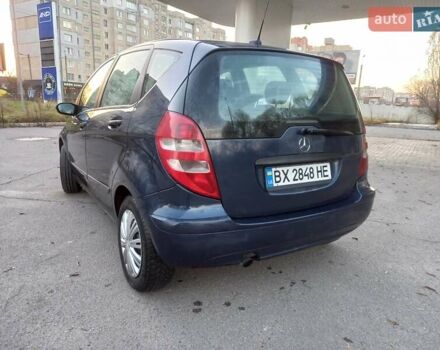 Синий Мерседес А класс, объемом двигателя 1.99 л и пробегом 204 тыс. км за 4300 $, фото 3 на Automoto.ua