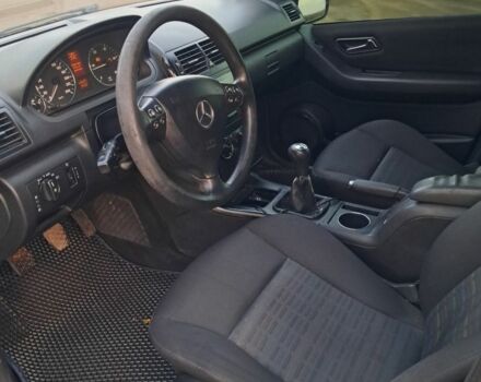 Мерседес А класс 2005 в Овидиополе на Automoto.ua Синий Мерседес А класс, объемом двигателя 0 л и пробегом 299 тыс. км за 1950 $, фото 7 на Automoto.ua