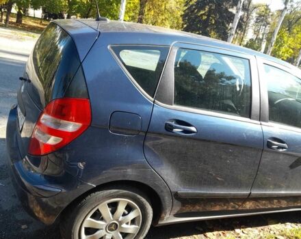 Мерседес А класс 2005 в Запорожье на Automoto.ua Синий Мерседес А класс, объемом двигателя 1.5 л и пробегом 360 тыс. км за 3726 $, фото 2 на Automoto.ua