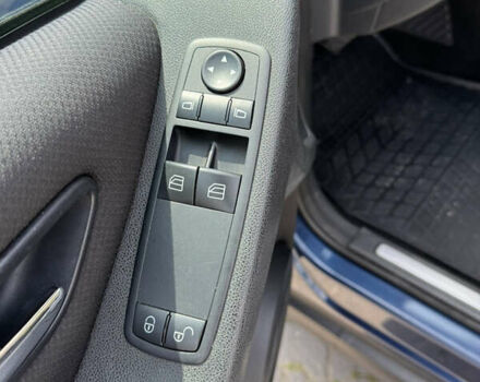 Синій Мерседес А клас, об'ємом двигуна 2 л та пробігом 174 тис. км за 6700 $, фото 16 на Automoto.ua