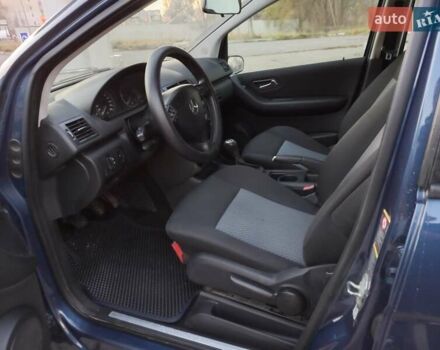 Синий Мерседес А класс, объемом двигателя 1.99 л и пробегом 204 тыс. км за 4300 $, фото 12 на Automoto.ua