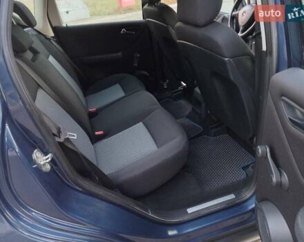 Синий Мерседес А класс, объемом двигателя 1.99 л и пробегом 204 тыс. км за 4300 $, фото 15 на Automoto.ua