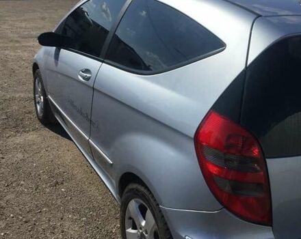 Синий Мерседес А класс, объемом двигателя 1.7 л и пробегом 180 тыс. км за 6600 $, фото 2 на Automoto.ua