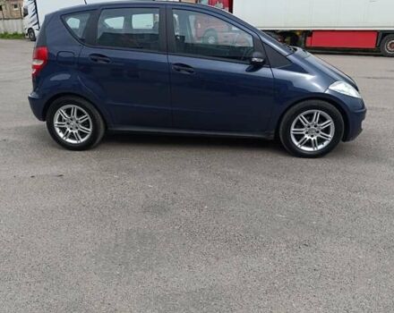 Мерседес А класс 2006 в Львове на Automoto.ua Синий Мерседес А класс, объемом двигателя 1.5 л и пробегом 197 тыс. км за 4200 $, фото 2 на Automoto.ua