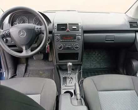 Мерседес А класс 2006 в Львове на Automoto.ua Синий Мерседес А класс, объемом двигателя 1.5 л и пробегом 197 тыс. км за 4200 $, фото 12 на Automoto.ua