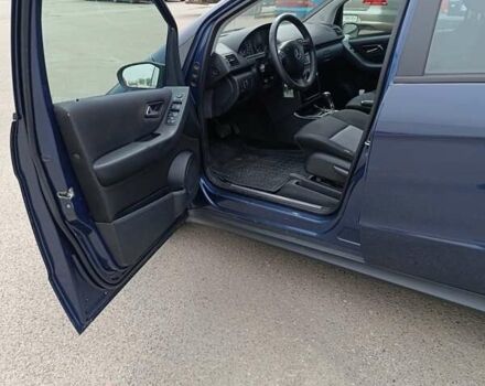 Мерседес А класс 2006 в Львове на Automoto.ua Синий Мерседес А класс, объемом двигателя 1.5 л и пробегом 197 тыс. км за 4200 $, фото 8 на Automoto.ua