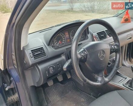 Синий Мерседес А класс, объемом двигателя 1.5 л и пробегом 310 тыс. км за 4200 $, фото 13 на Automoto.ua