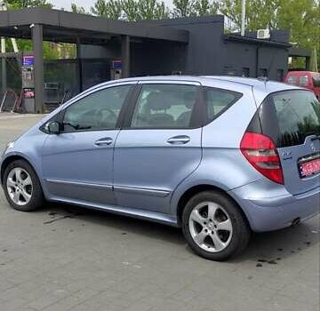 Синій Мерседес А клас, об'ємом двигуна 1.7 л та пробігом 236 тис. км за 5499 $, фото 1 на Automoto.ua