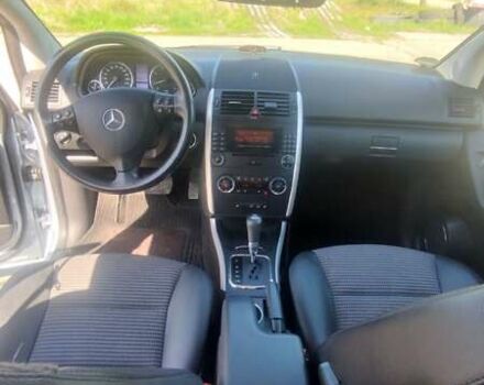 Синій Мерседес А клас, об'ємом двигуна 1.7 л та пробігом 236 тис. км за 5499 $, фото 12 на Automoto.ua