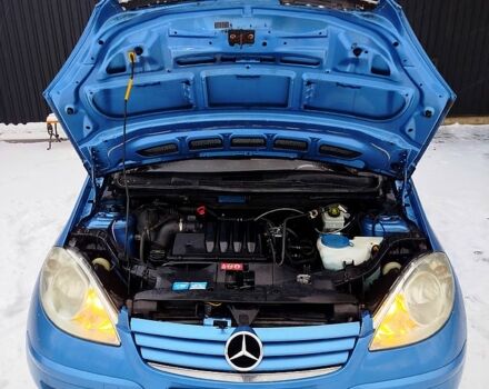 Синій Мерседес А клас, об'ємом двигуна 2 л та пробігом 256 тис. км за 4999 $, фото 6 на Automoto.ua