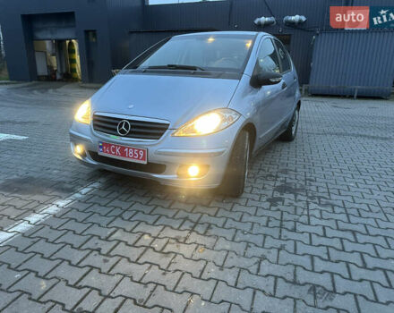 Синій Мерседес А клас, об'ємом двигуна 1.5 л та пробігом 139 тис. км за 5299 $, фото 4 на Automoto.ua