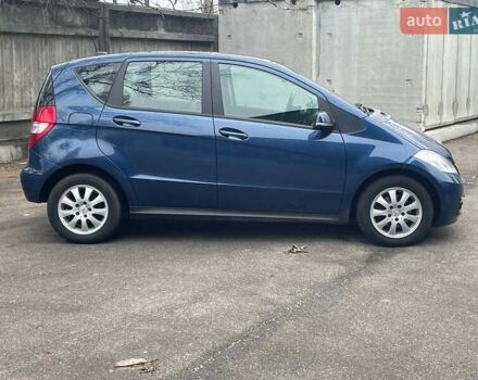 Синий Мерседес А класс, объемом двигателя 1.5 л и пробегом 290 тыс. км за 6290 $, фото 3 на Automoto.ua