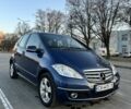 Синий Мерседес А класс, объемом двигателя 1.5 л и пробегом 145 тыс. км за 5500 $, фото 1 на Automoto.ua