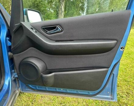 Синий Мерседес А класс, объемом двигателя 2 л и пробегом 290 тыс. км за 4999 $, фото 9 на Automoto.ua