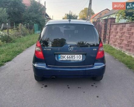 Синій Мерседес А клас, об'ємом двигуна 2 л та пробігом 230 тис. км за 4350 $, фото 4 на Automoto.ua