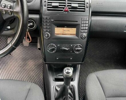 Синий Мерседес А класс, объемом двигателя 2 л и пробегом 290 тыс. км за 4999 $, фото 7 на Automoto.ua