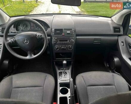 Мерседес А класс 2009 в Львове на Automoto.ua Синий Мерседес А класс, объемом двигателя 1.5 л и пробегом 197 тыс. км за 6700 $, фото 11 на Automoto.ua