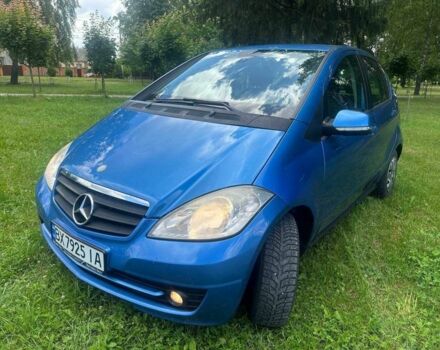 Синий Мерседес А класс, объемом двигателя 2 л и пробегом 290 тыс. км за 4999 $, фото 1 на Automoto.ua