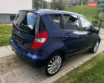 Мерседес А класс 2009 в Львове на Automoto.ua Синий Мерседес А класс, объемом двигателя 1.5 л и пробегом 197 тыс. км за 6700 $, фото 1 на Automoto.ua