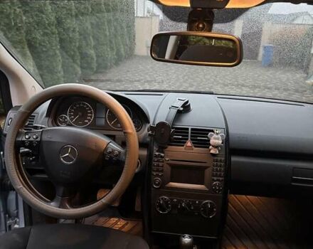 Синій Мерседес А клас, об'ємом двигуна 1.99 л та пробігом 140 тис. км за 10200 $, фото 1 на Automoto.ua