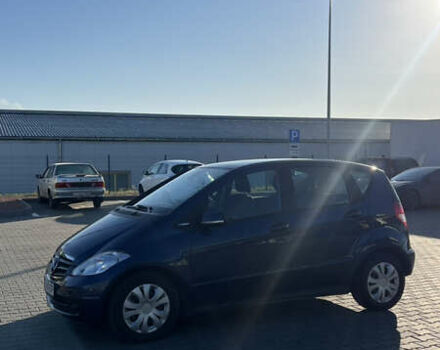 Синий Мерседес А класс, объемом двигателя 2 л и пробегом 260 тыс. км за 6500 $, фото 3 на Automoto.ua