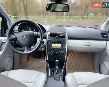 Синий Мерседес А класс, объемом двигателя 1.99 л и пробегом 322 тыс. км за 8000 $, фото 10 на Automoto.ua