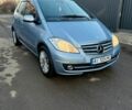 Синій Мерседес А клас, об'ємом двигуна 1.7 л та пробігом 61 тис. км за 8300 $, фото 17 на Automoto.ua