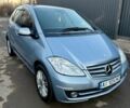 Синій Мерседес А клас, об'ємом двигуна 1.7 л та пробігом 61 тис. км за 8300 $, фото 2 на Automoto.ua