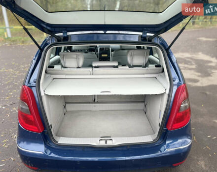 Синий Мерседес А класс, объемом двигателя 1.99 л и пробегом 322 тыс. км за 8000 $, фото 6 на Automoto.ua