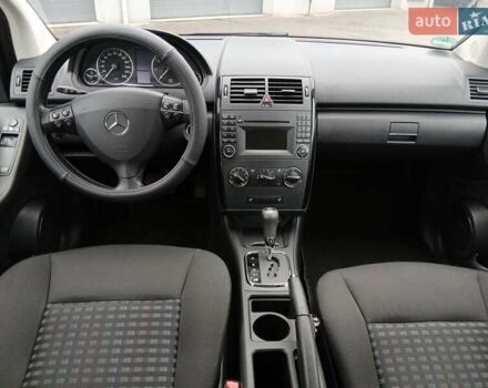 Синій Мерседес А клас, об'ємом двигуна 1.5 л та пробігом 189 тис. км за 6800 $, фото 32 на Automoto.ua