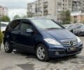 Синій Мерседес А клас, об'ємом двигуна 2 л та пробігом 96 тис. км за 8200 $, фото 3 на Automoto.ua